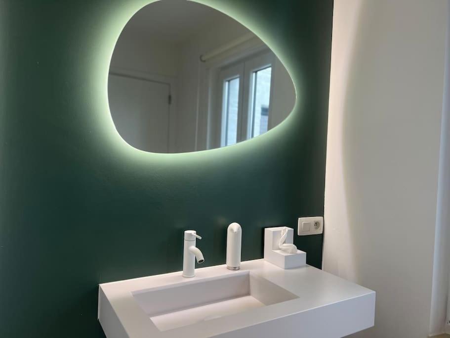 Duplex Chic Et Spacieux - Hypercentre Liege Exterior photo