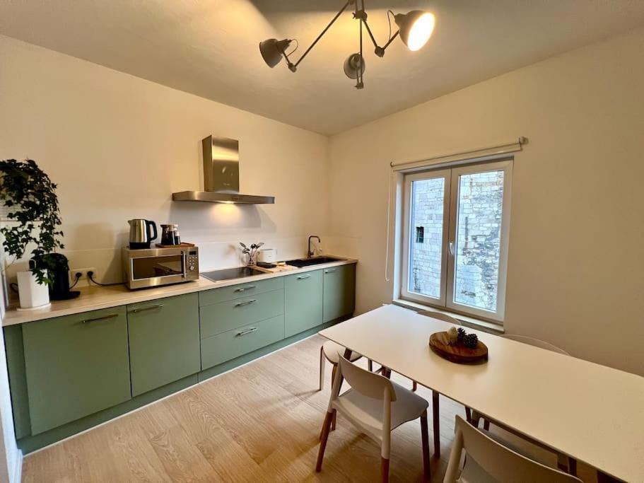 Duplex Chic Et Spacieux - Hypercentre Liege Exterior photo