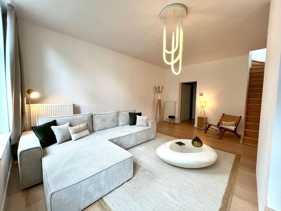 Duplex Chic Et Spacieux - Hypercentre Liege Exterior photo